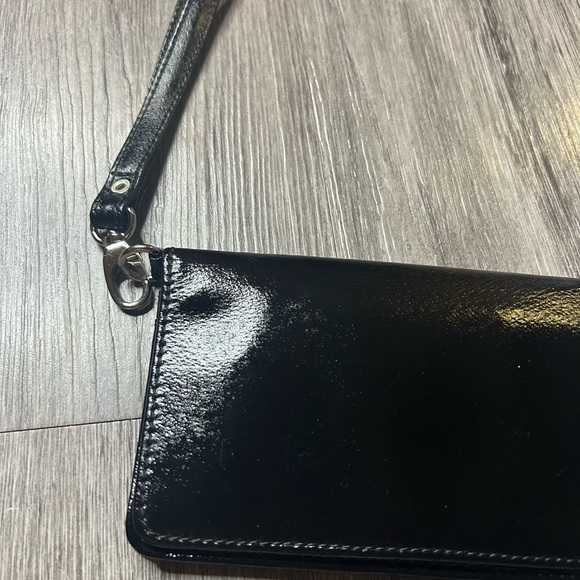 HOBO Black Wristlet Clutch new - Picture 2 of 7